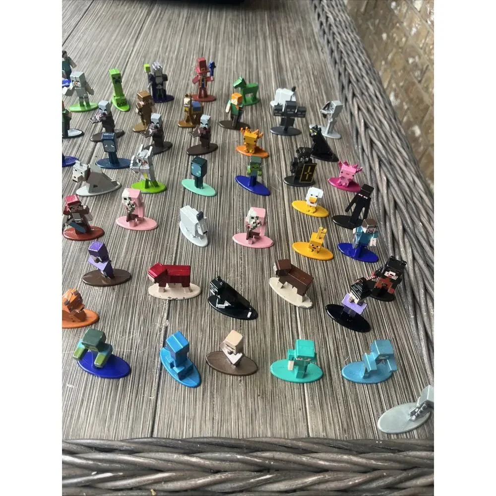 Lot of 80 Diecast Sonic / Minecraft Nano Figures Jada Toys Metal Figurines